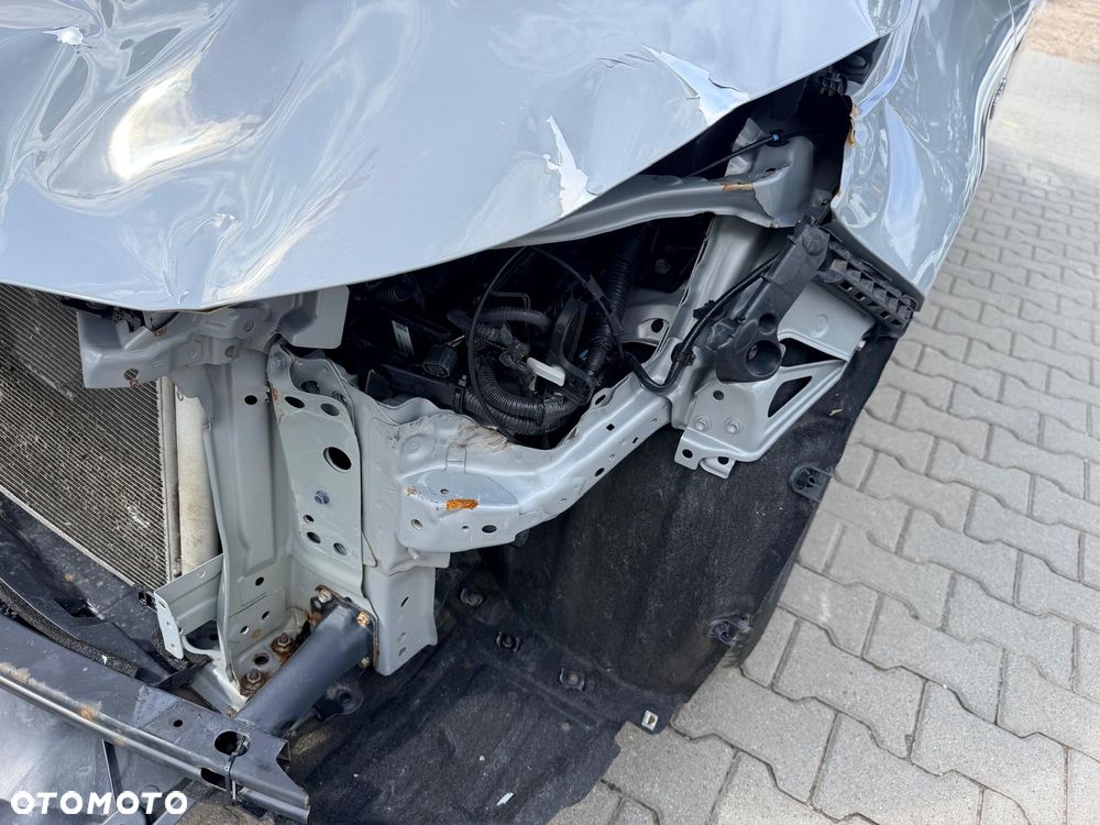 Toyota Corolla 2.0 Hybrid Executive - 10