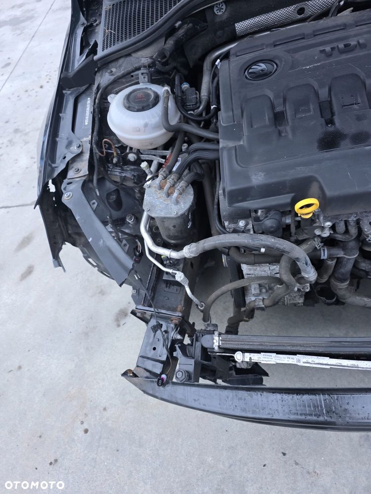 Skoda Octavia 1.6 TDI DSG Ambition - 7