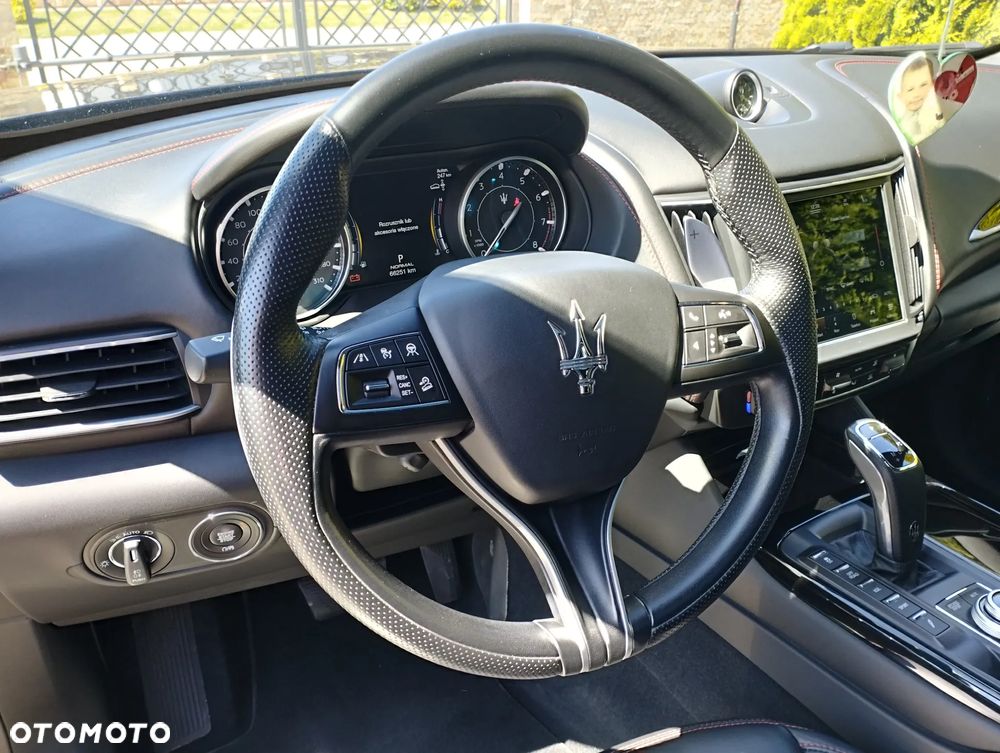 Maserati Levante Modena - 13