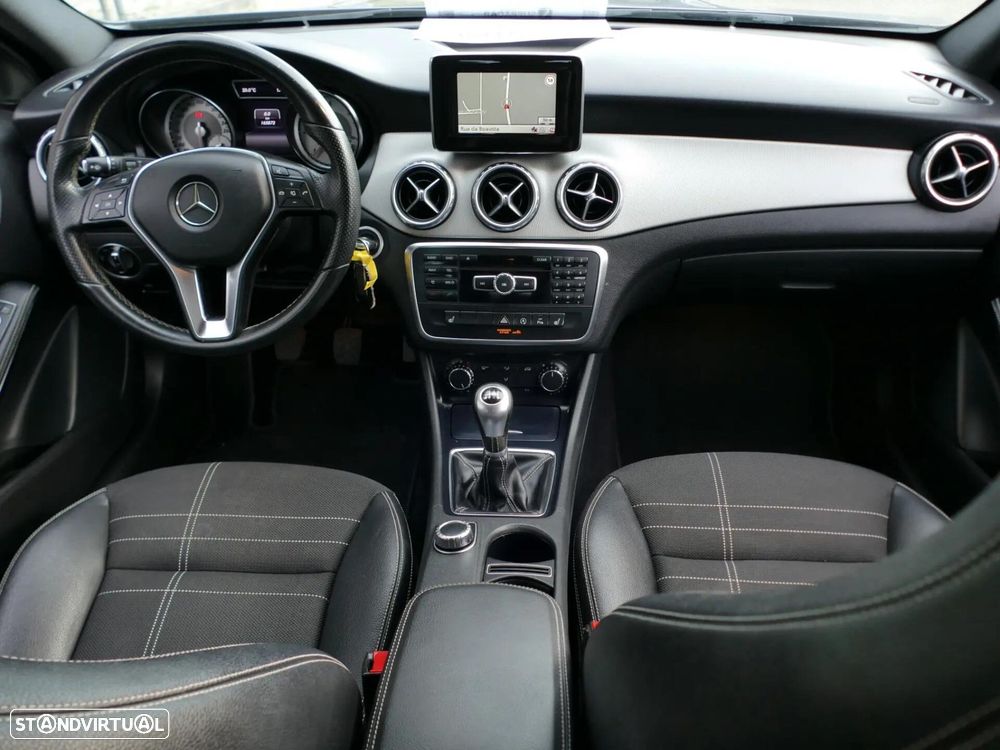 Mercedes-Benz GLA 180 CDi Urban - 34