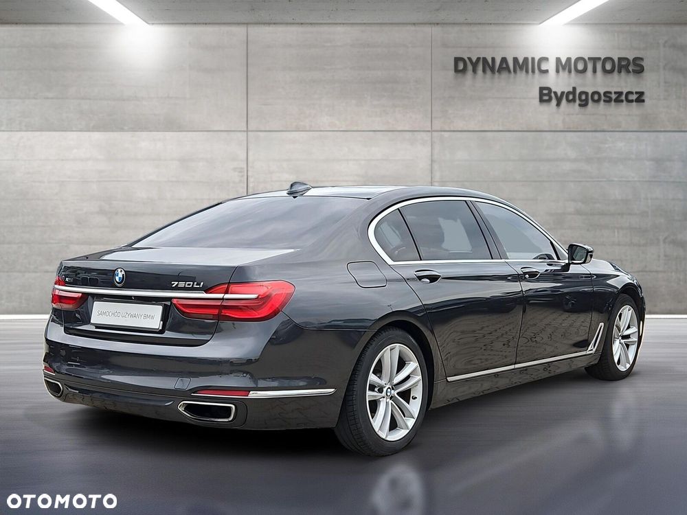 BMW Seria 7 - 7