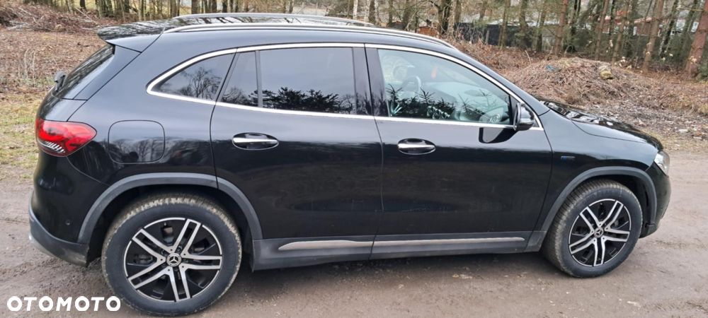 Mercedes-Benz GLA - 5