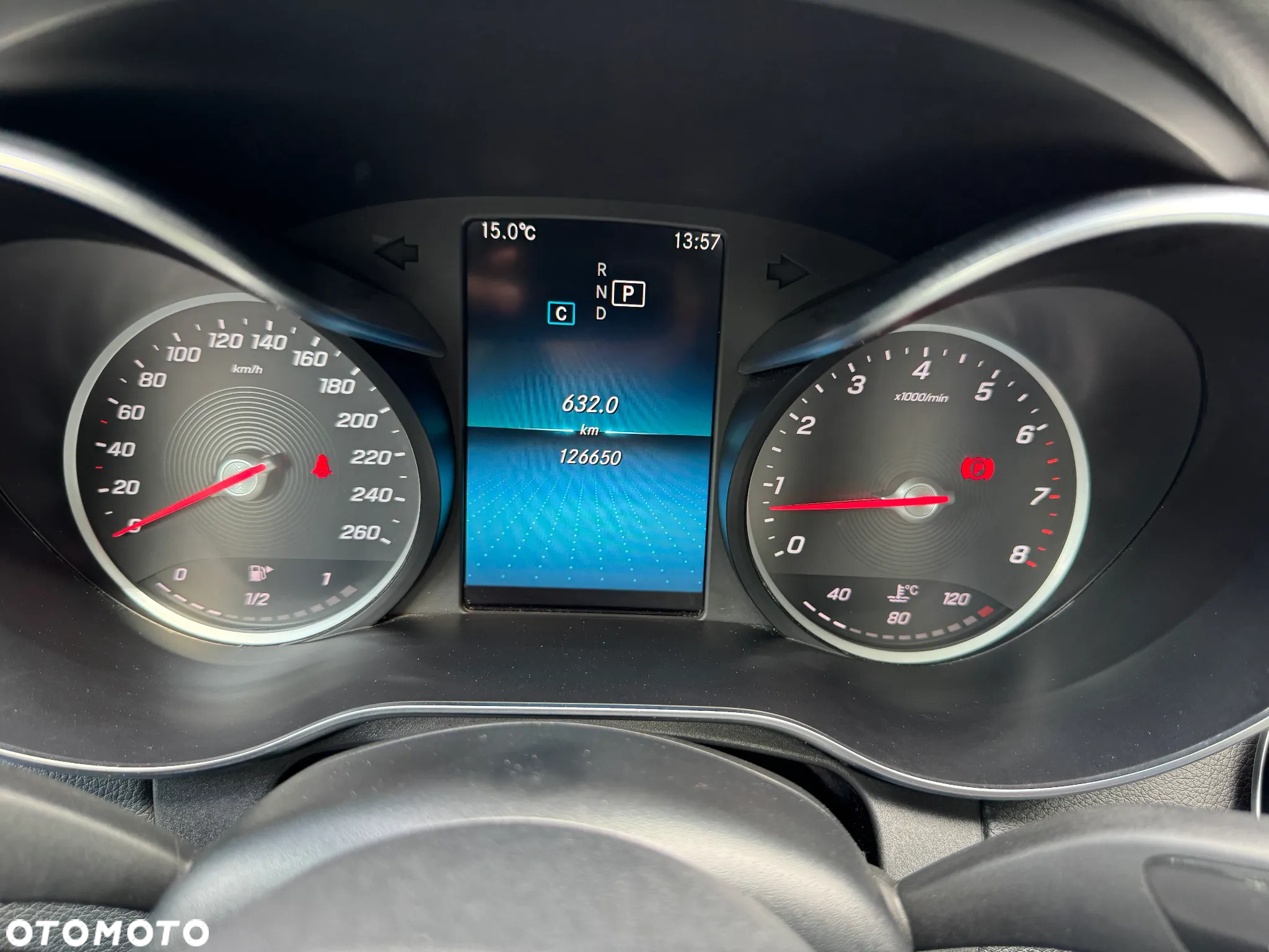 Mercedes-Benz Klasa C 300 4Matic T 9G-TRONIC - 25