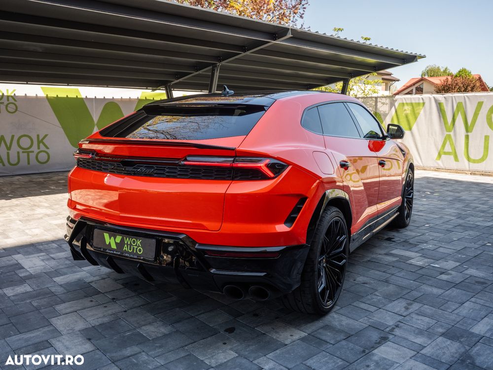 Lamborghini URUS - 8