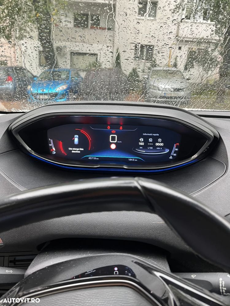 Peugeot 3008 1.2 PureTech Turbo S&S Allure - 9
