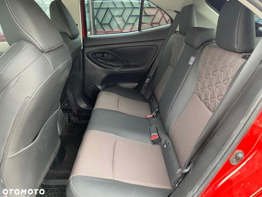 Toyota Yaris Cross Hybrid 1.5 Executive - 7