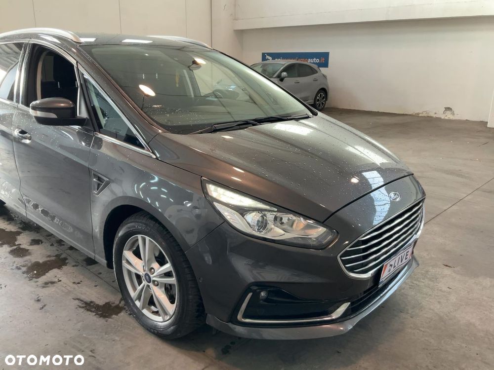 Ford S-Max 2.0 EcoBlue Titanium - 3