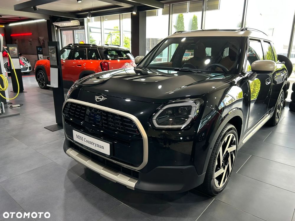 MINI Countryman C mHEV Linia Favoured - 1