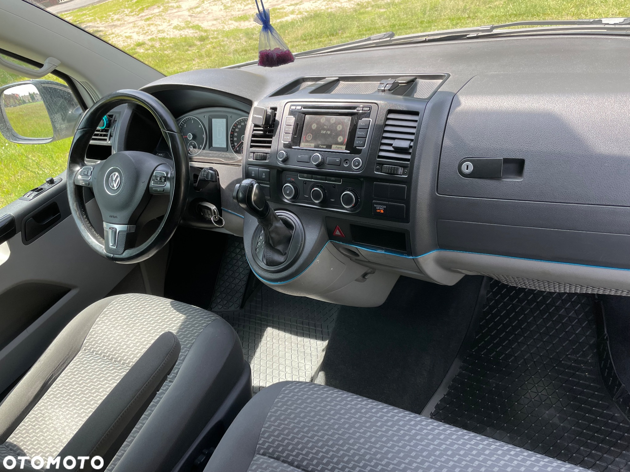Volkswagen TRANSPORTER T5 - 16