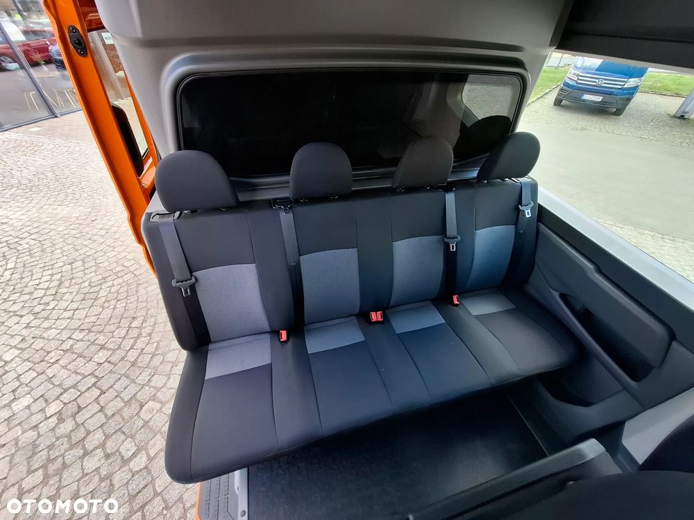 Volkswagen Crafter - 11