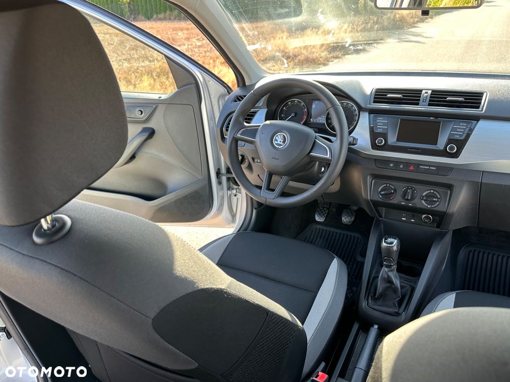 Skoda Fabia 1.2 TSI Active - 32