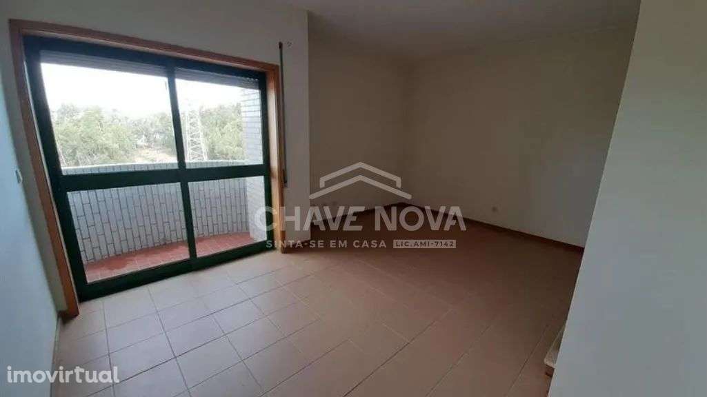 T2 c/ Lugar de Garagem e Arrumos em Gondomar - Grande imagem: 2/11