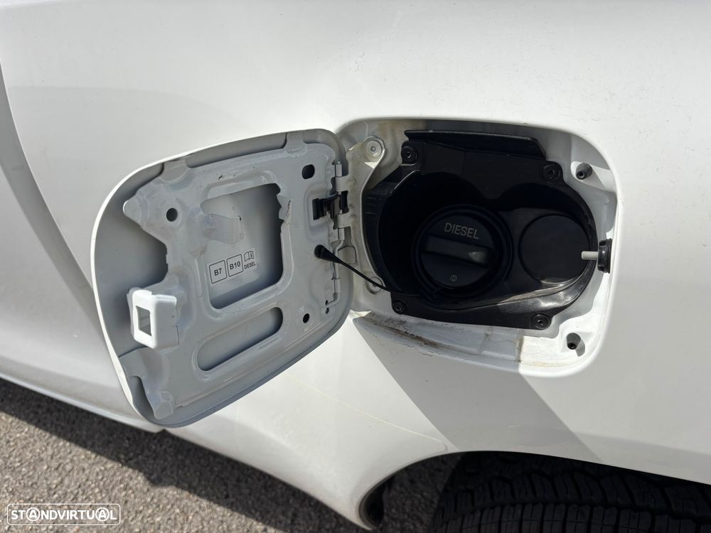 Toyota 2.4 D-4D 4WD 150cv - JLL - AC - CÂMERA - 4 LUGARES !!!! - 18