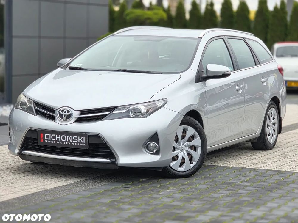Toyota Auris 2.0 D-4D Prestige - 4