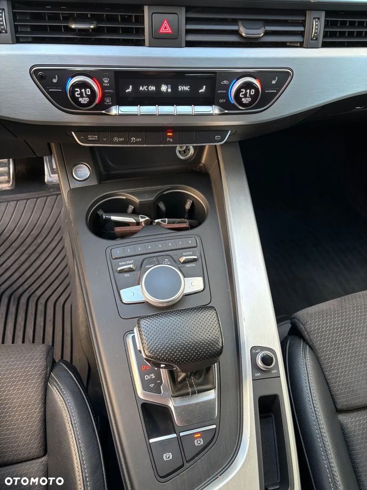 Audi A4 Avant 40 TDI quattro S tronic S line - 34