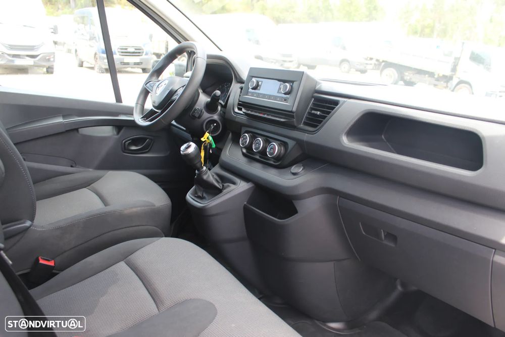 Renault Trafic 2.0 Blue dCi L1 Intens - 12