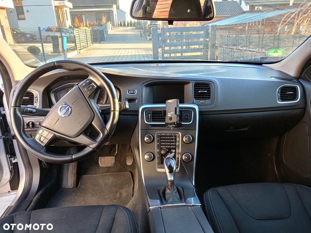 Volvo V60 - 15