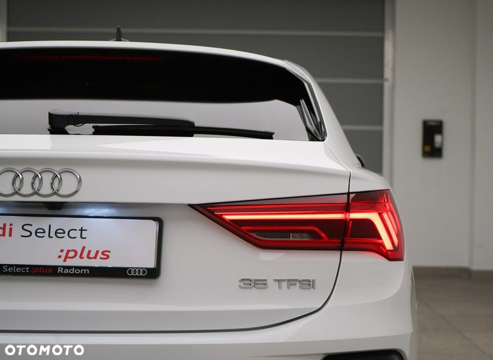 Audi Q3 Sportback - 13