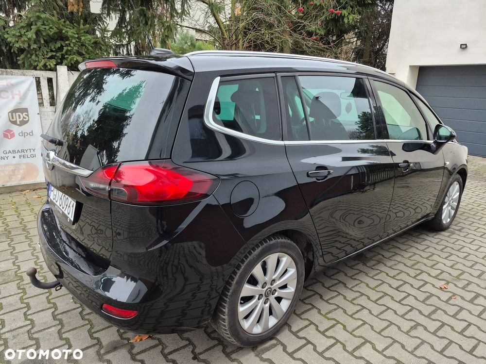 Opel Zafira 1.6 T Plus S&S - 11