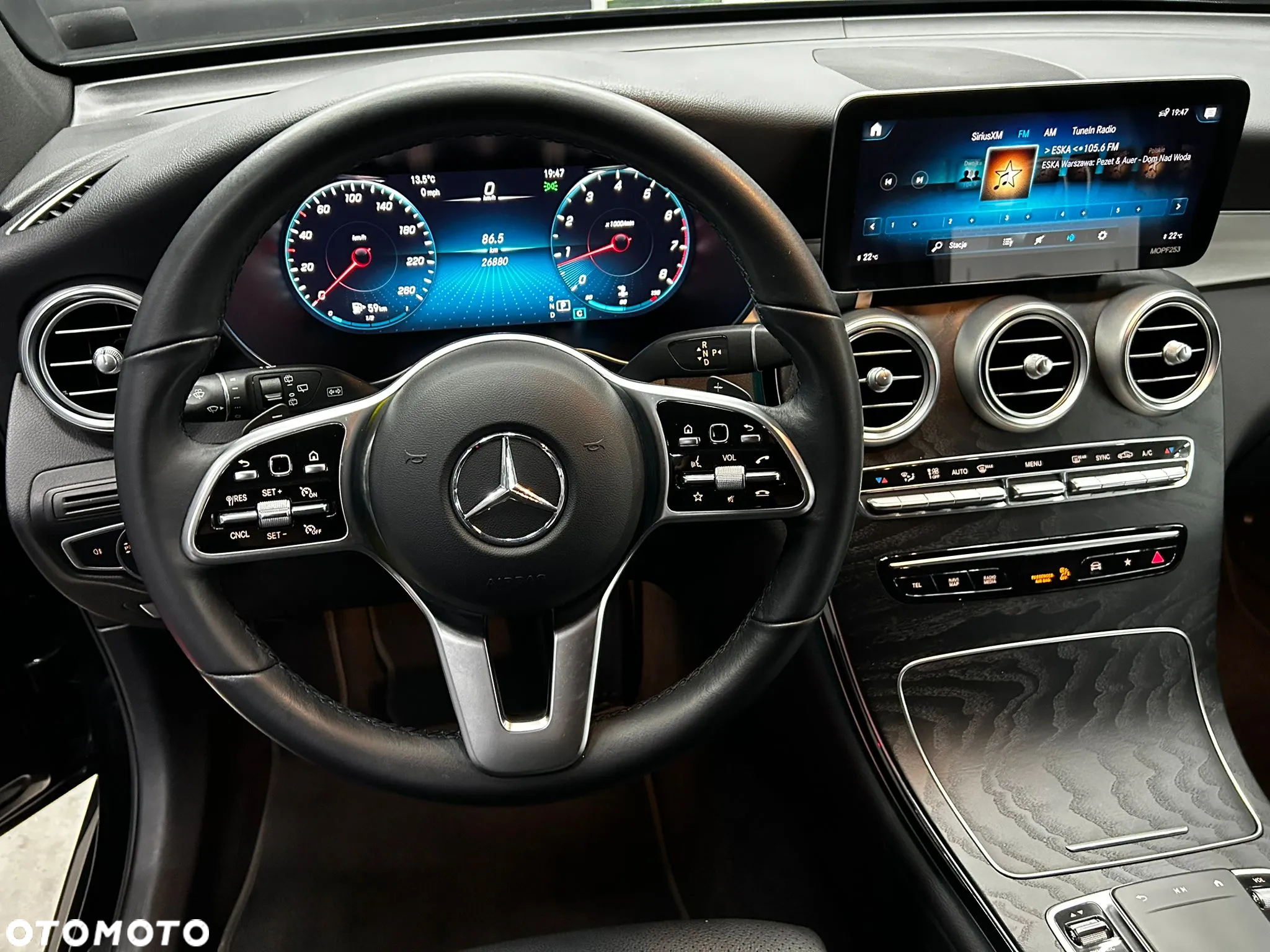 Mercedes-Benz GLC - 19