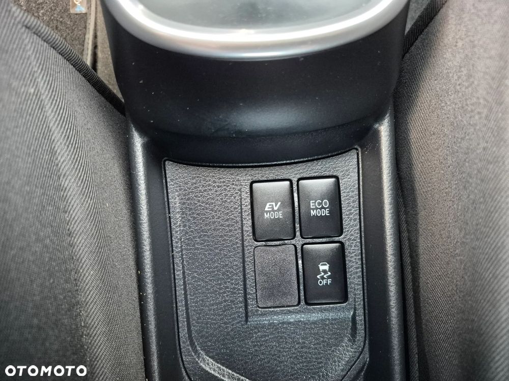 Toyota Yaris 1.5 VVT-i Style - 17