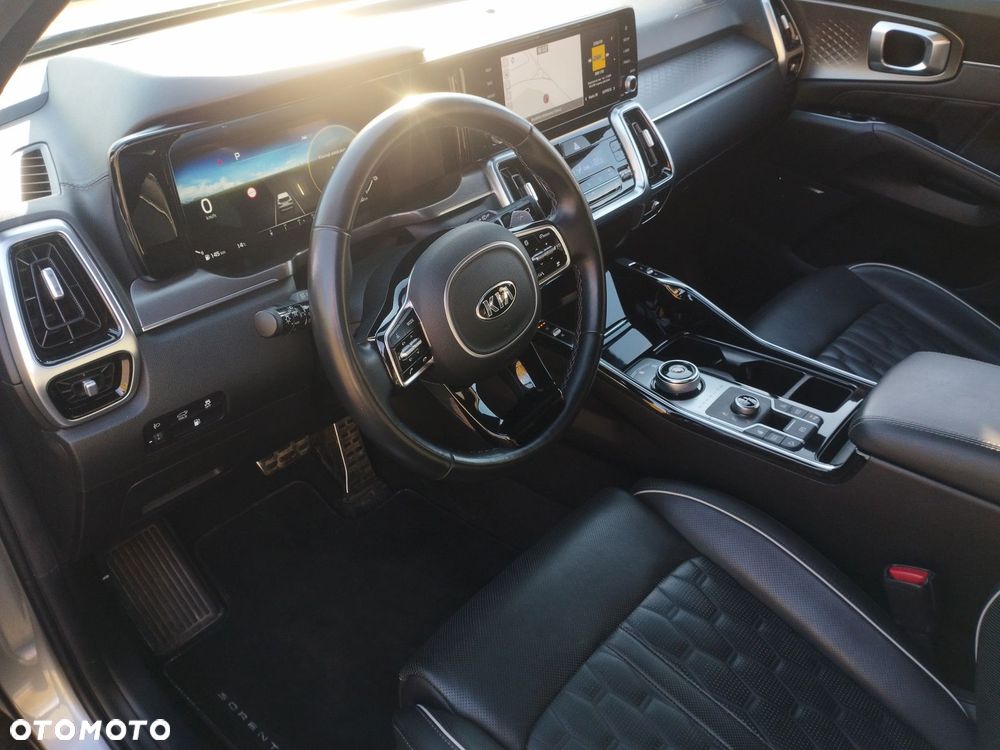 Kia Sorento - 11