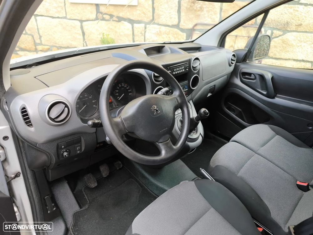Peugeot Phartner - 8
