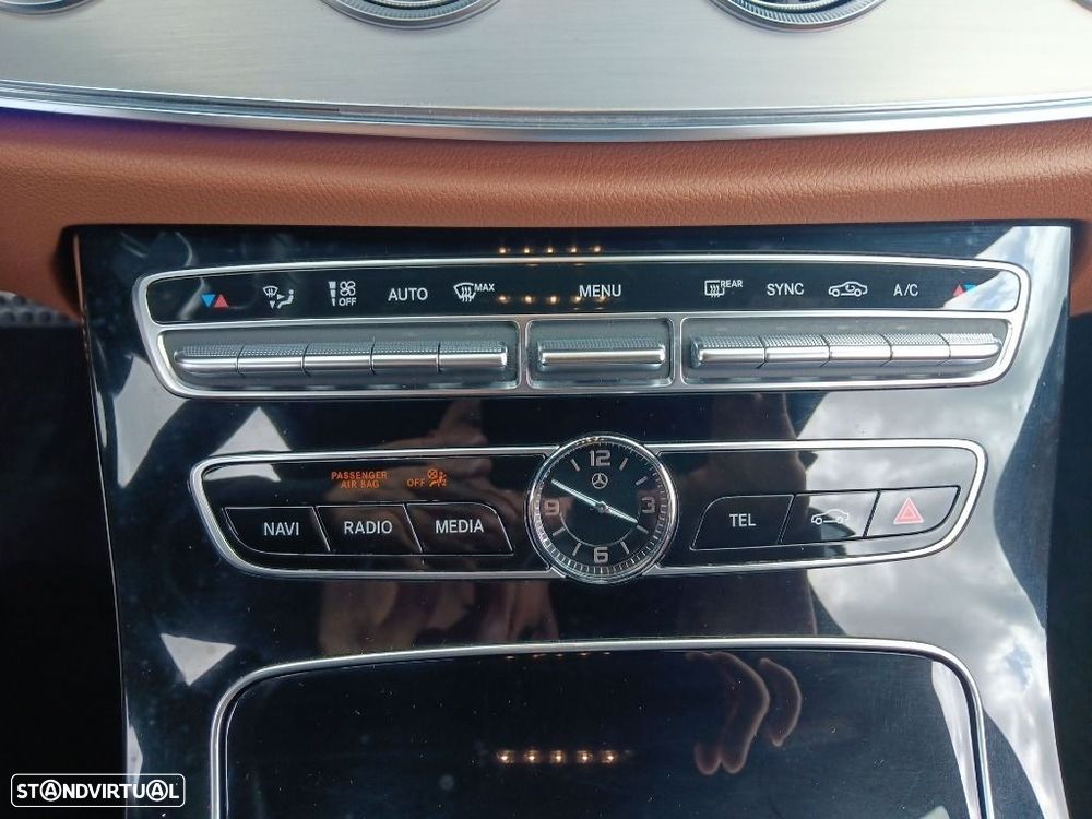Mercedes-Benz E 220 d AMG Line - 27