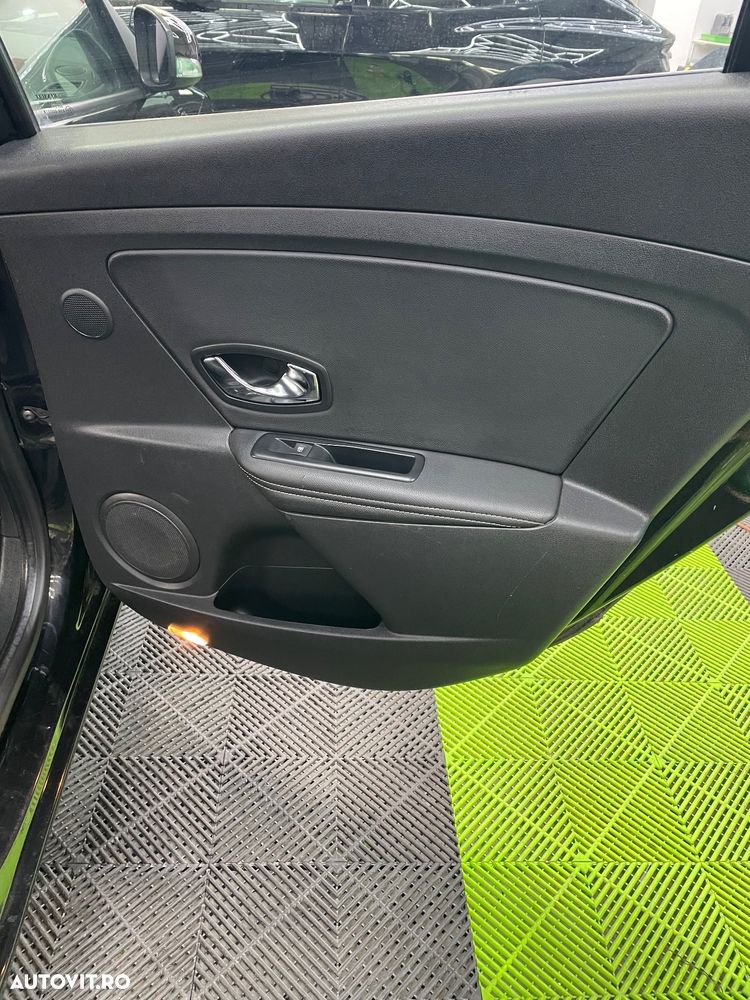 Renault Megane - 19