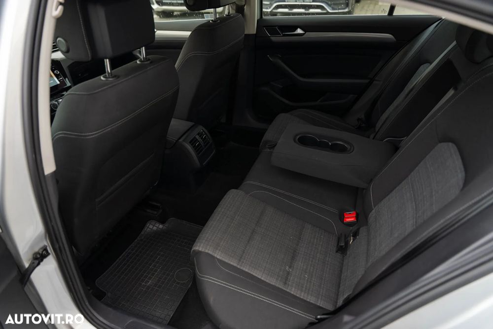 Volkswagen Passat 1.5 TSI OPF DSG Comfortline - 17