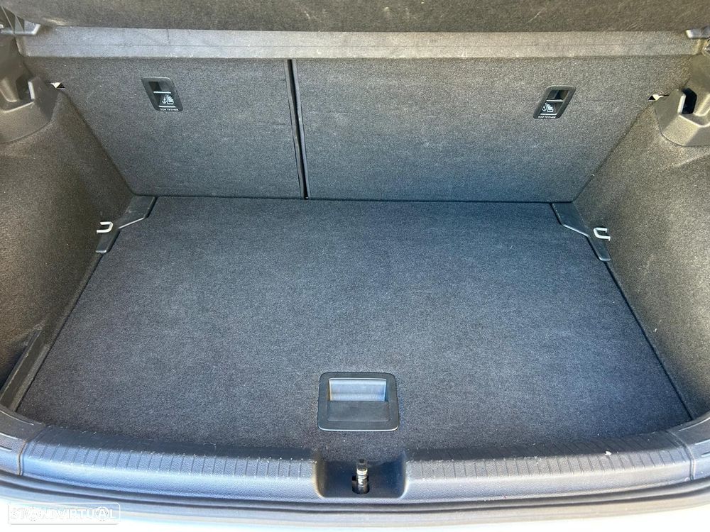 VW Polo 1.0 TSI Urban - 12