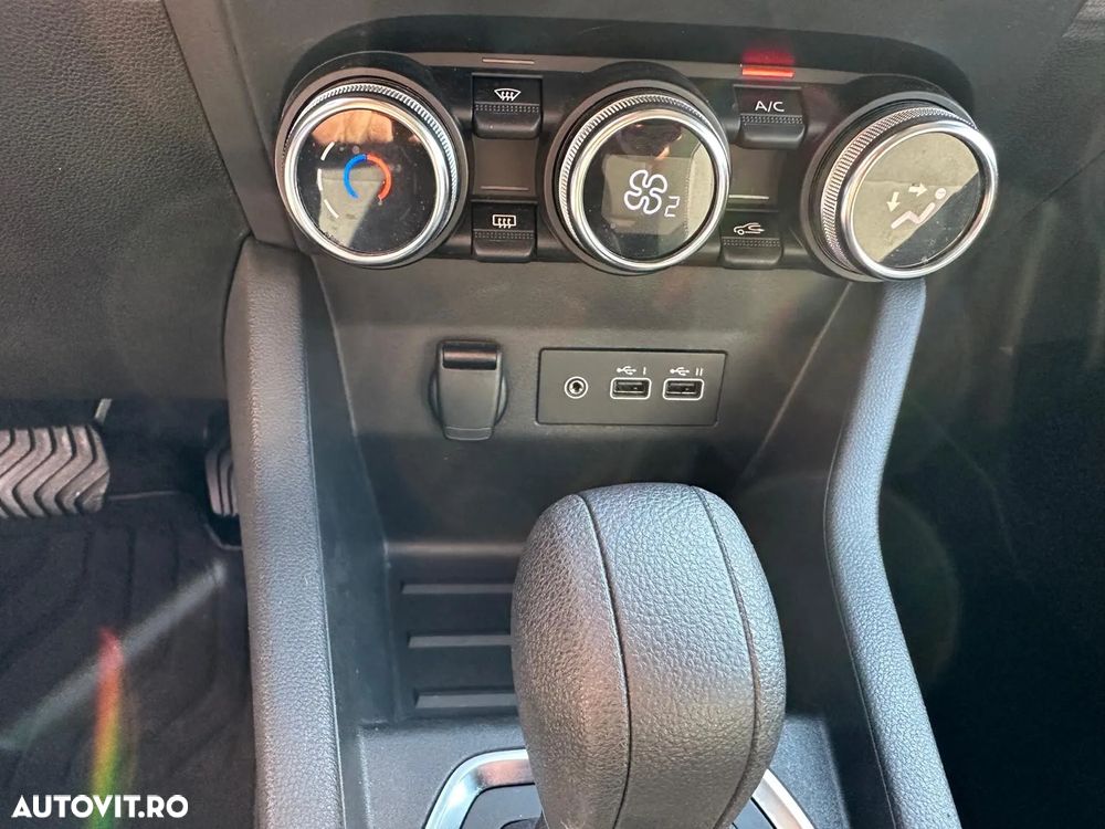 Renault Clio V E-Tech 145 Evolution - 14