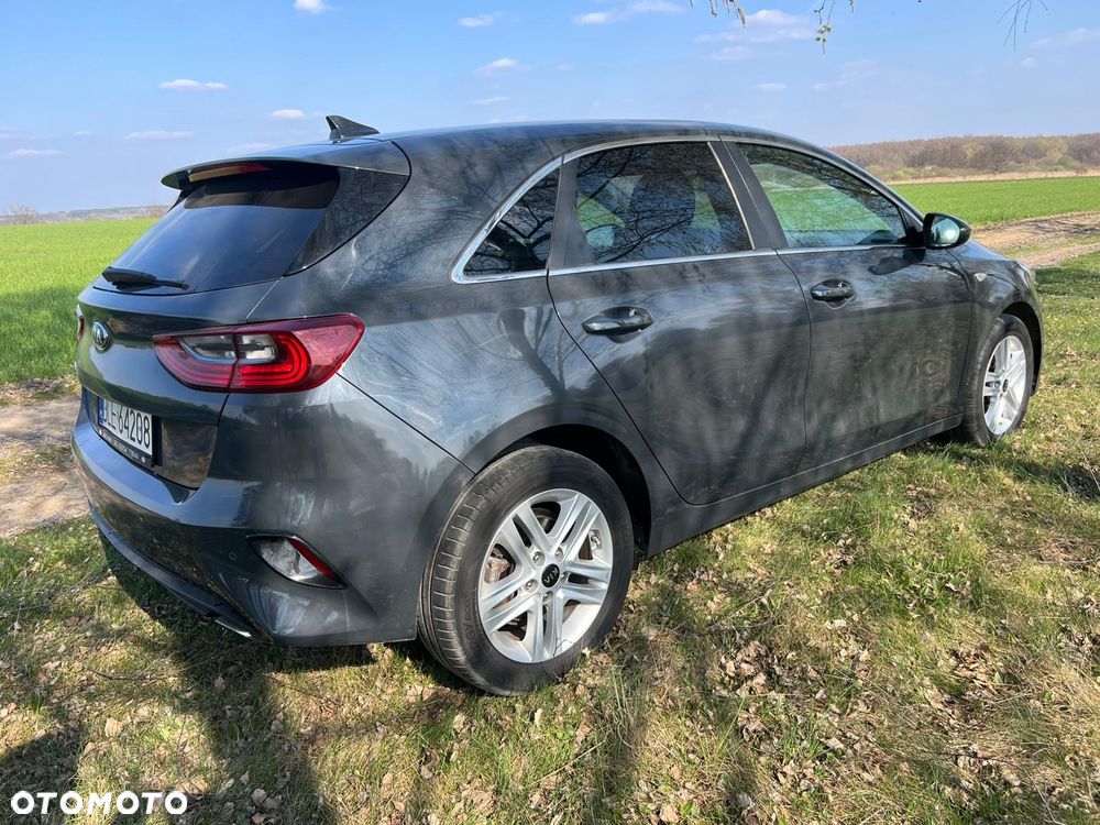 Kia Ceed 1.4 T-GDI DCT OPF Vision - 9