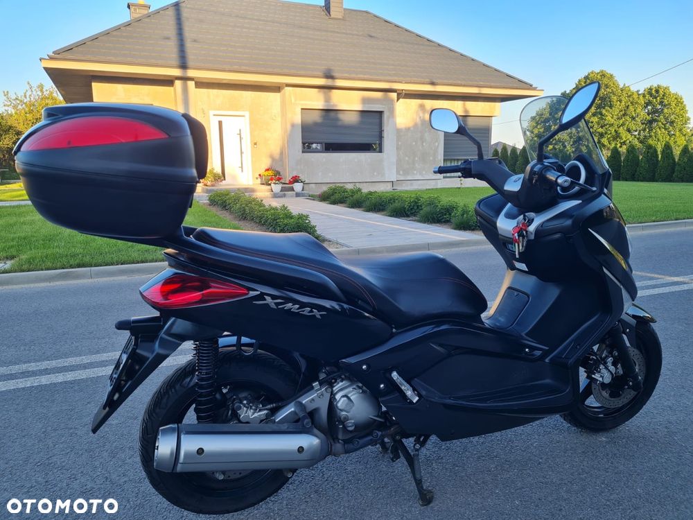 Yamaha X-max - 3
