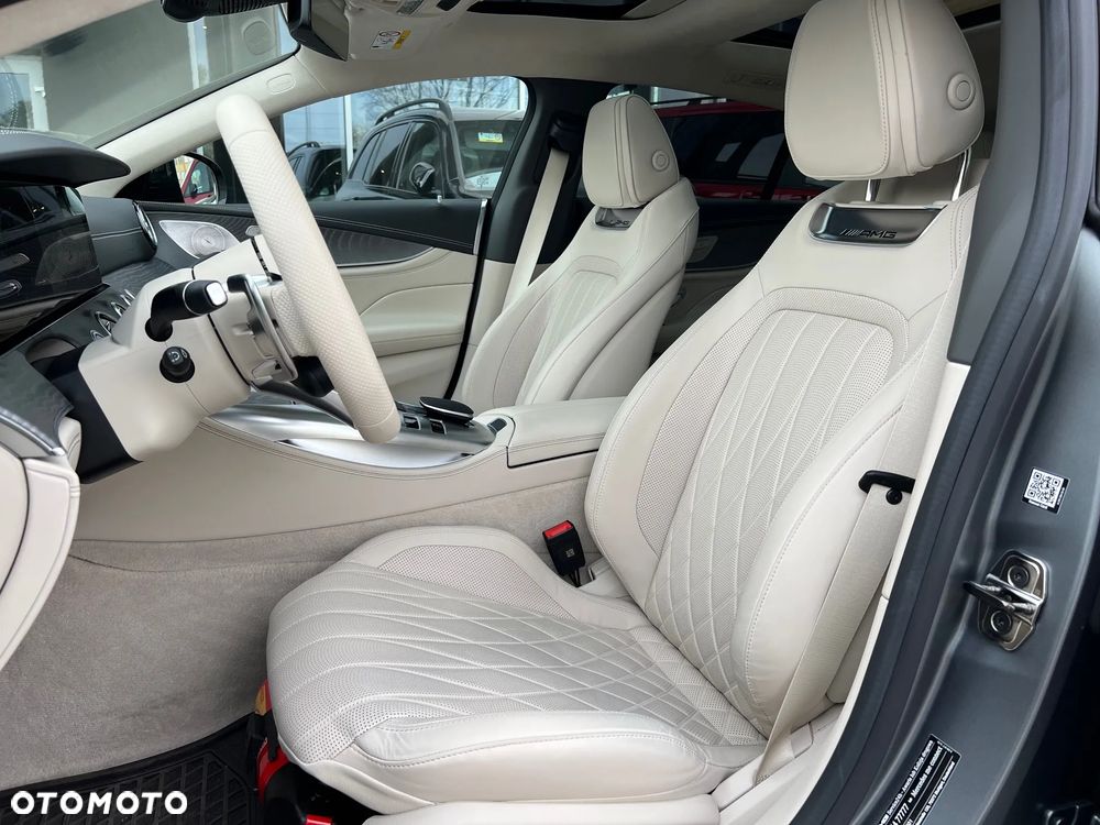 Mercedes-Benz AMG GT 43 4Matic+ Coupe 4D Speedshift TCT 9G - 12