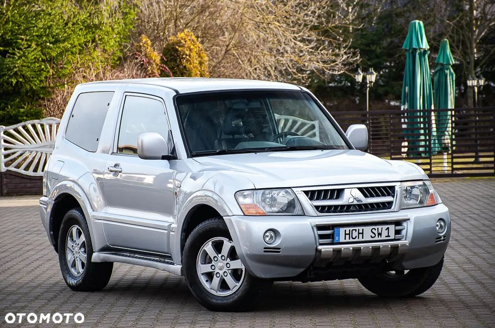 Mitsubishi Pajero 3.2 DI-D Automatik Dakar - 32