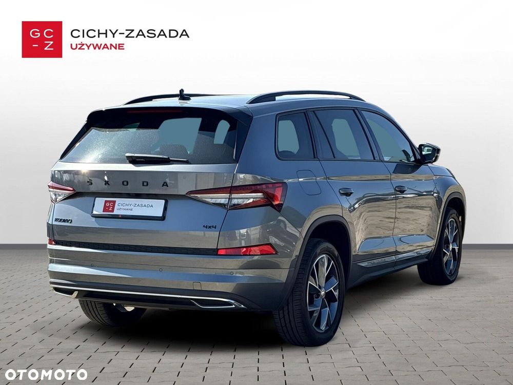 Skoda Kodiaq 2.0 TDI 4x4 Sportline DSG - 6