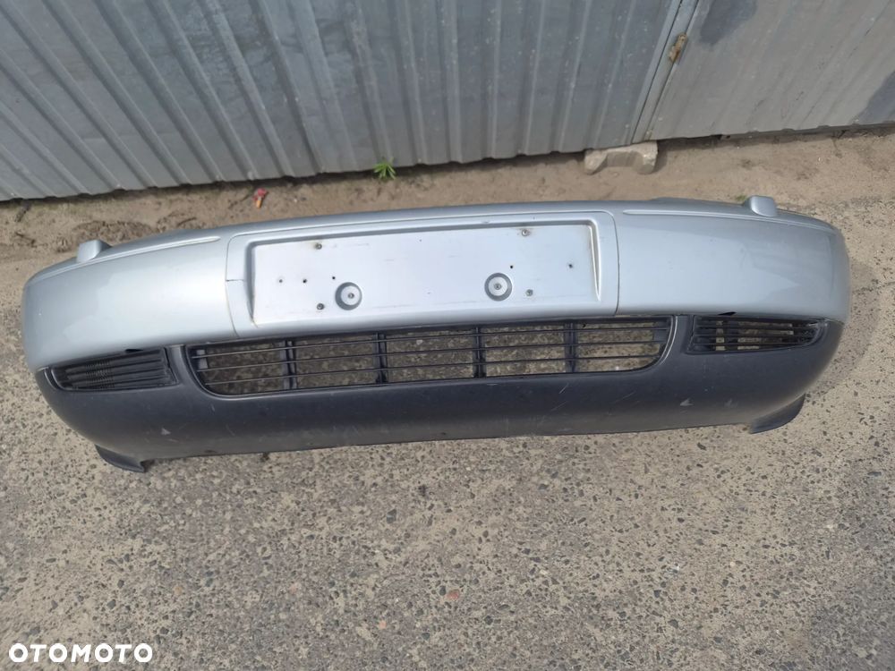 Zderzak przód + spryskiwacze Audi A8 D2 przed liftem LY7M kpl - 1
