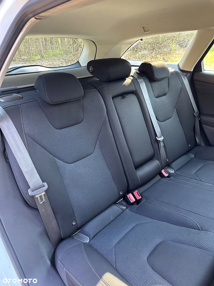 Ford Mondeo 2.0 TDCi Titanium PowerShift - 17