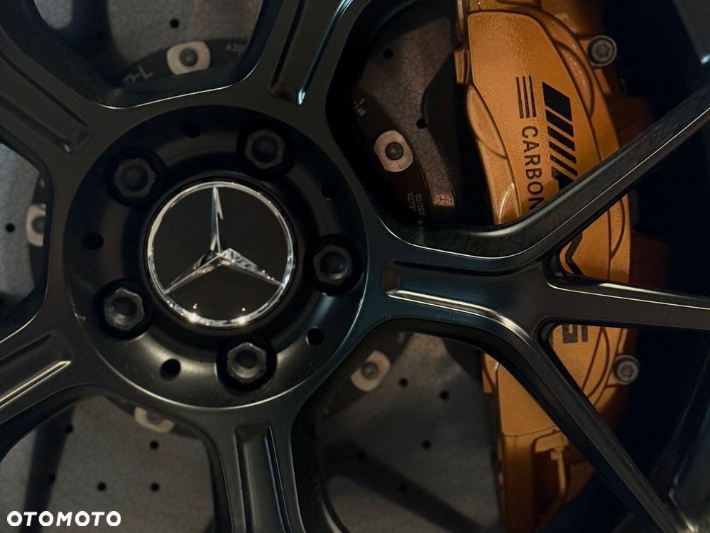 Mercedes-Benz AMG GT - 12