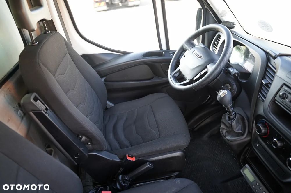 Iveco DAILY 35-130 / CHŁODNIA / MUTITEMPERATURA / 2 X  AGREGAT THERMO KING / SPROWADZONY - 25