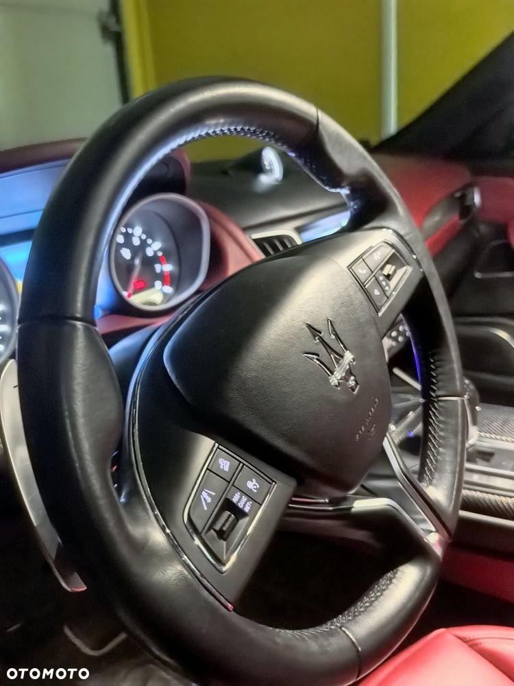 Maserati Levante S Q4 - 13