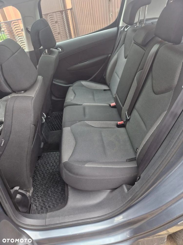 Peugeot 308 1.6 Premium Plus - 7