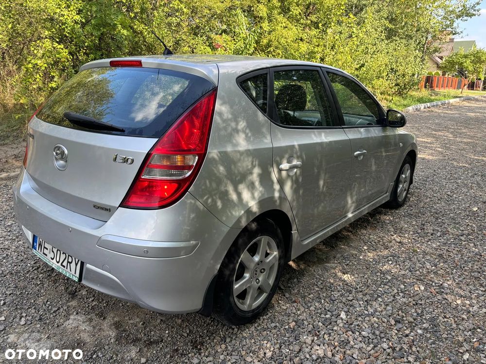 Hyundai i30 1.6 CRDi Comfort EU5 - 5