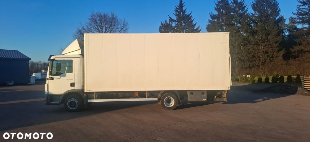 MAN TGL 8.220 - 3