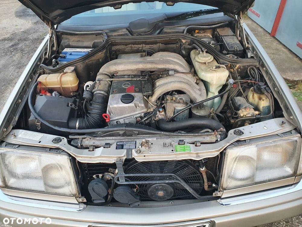 Mercedes-Benz Klasa E - 25