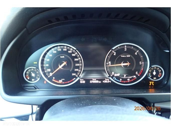 BMW X5 xDrive25d - 27