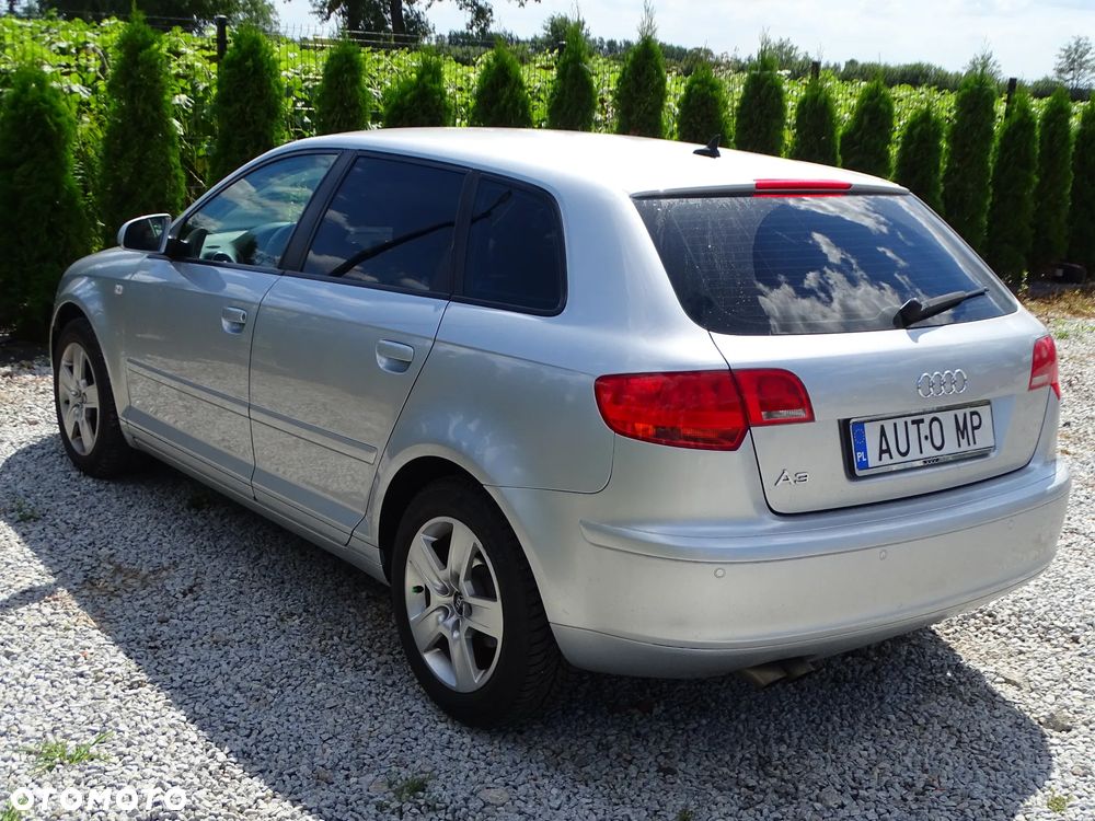 Audi A3 Sportback 2.0 TDI Ambiente S tronic - 5