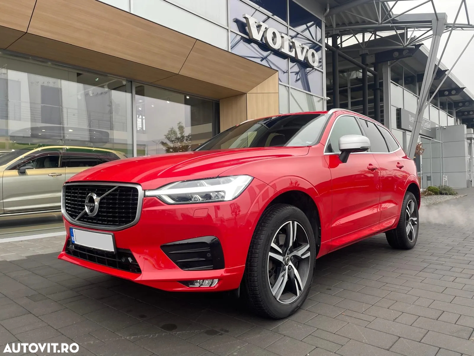 Volvo XC 60 T6 AWD R-Design - 3
