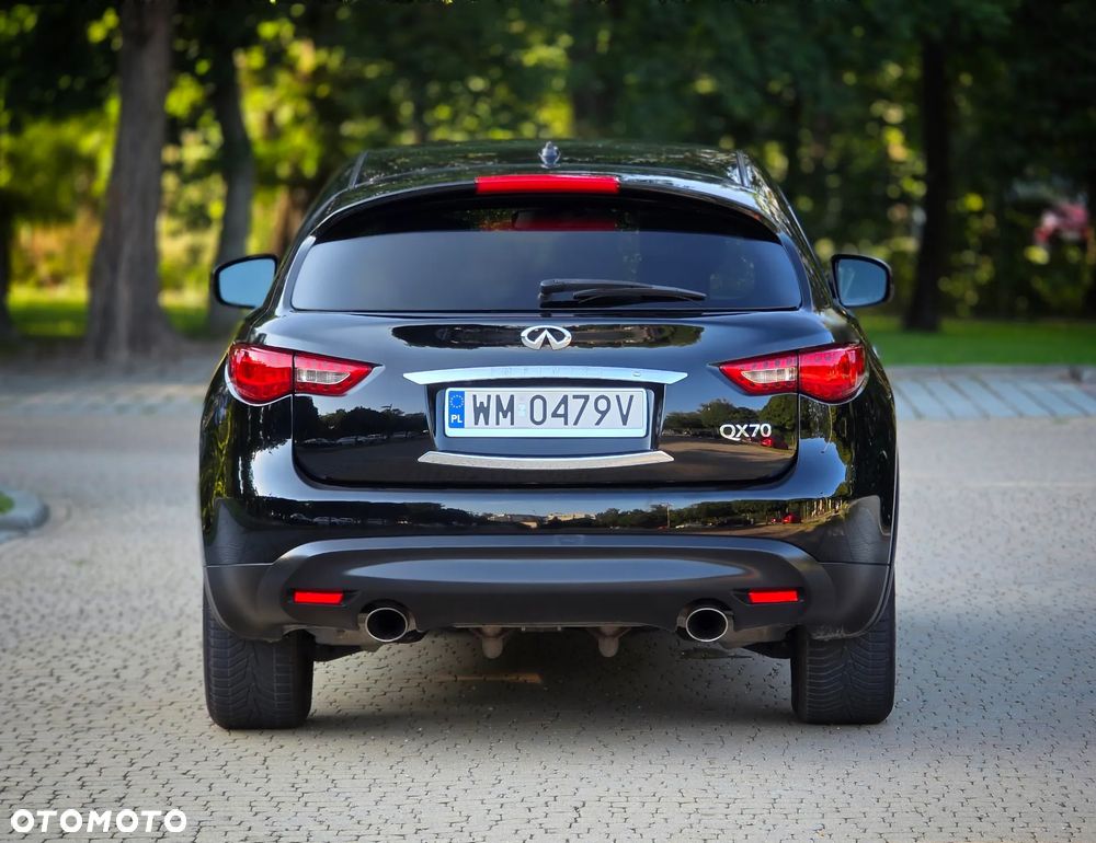 Infiniti QX70 3.7 GT - 9